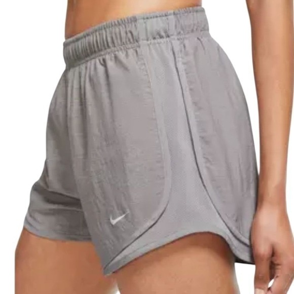 Nike Women's Dri Fit Running Shorts Gray XS Lightweight Lined Training New - Picture 2 of 9